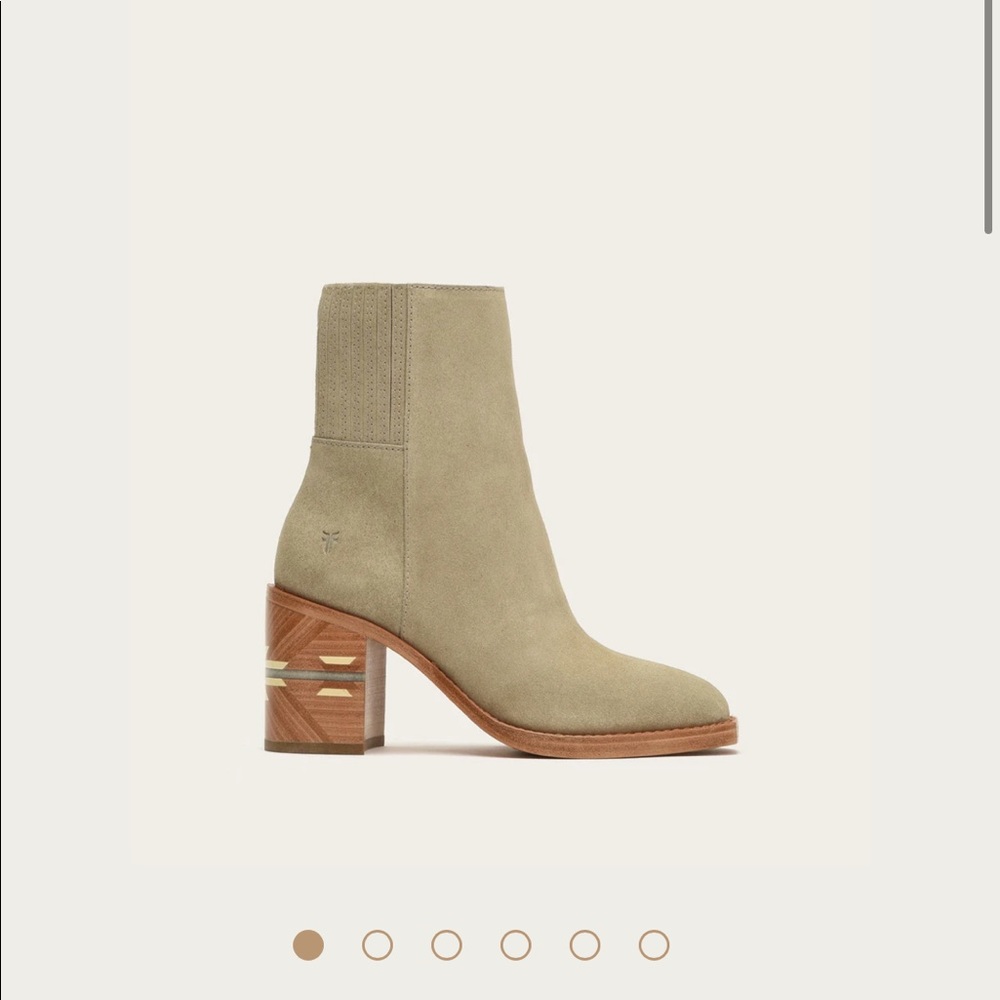 Frye Pia Sedona Bootie Tan Suede Size 9